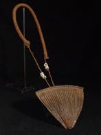 Afrikaanse rituele hanger / borstornament met