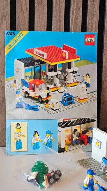 Lego Set - 6378-1 - Classic Space - Service Station