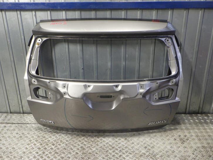 Toyota Auris II HB achterklep, Autos : Pièces & Accessoires, Carrosserie & Tôlerie, Envoi