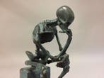 sculptuur, De Denker als skelet - 15 cm - Groen gepatineerd, Antiek en Kunst