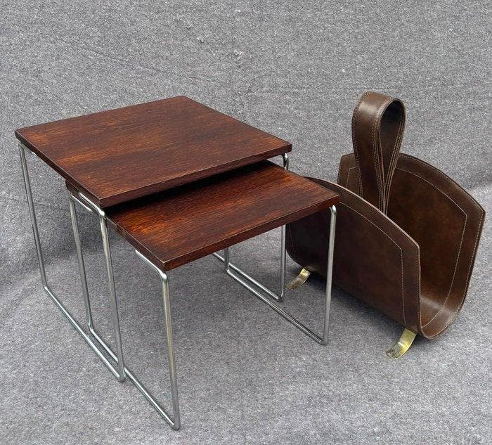 Brabantia - Set bijzettafels - Hout - leren lectuurbak!, Antiek en Kunst, Antiek | Meubels | Stoelen en Sofa's