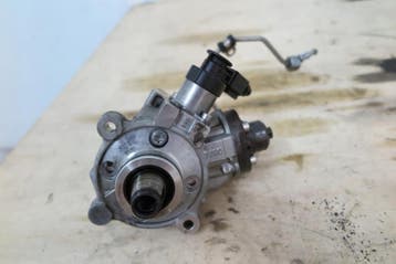 injectiepomp Mercedes Benz W213 2.0 CDI A6540700001, Verzenden