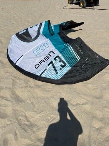North Orbit Pro Kite 7.3, Watersport en Boten, Kitesurfen, Gebruikt, 7 m²