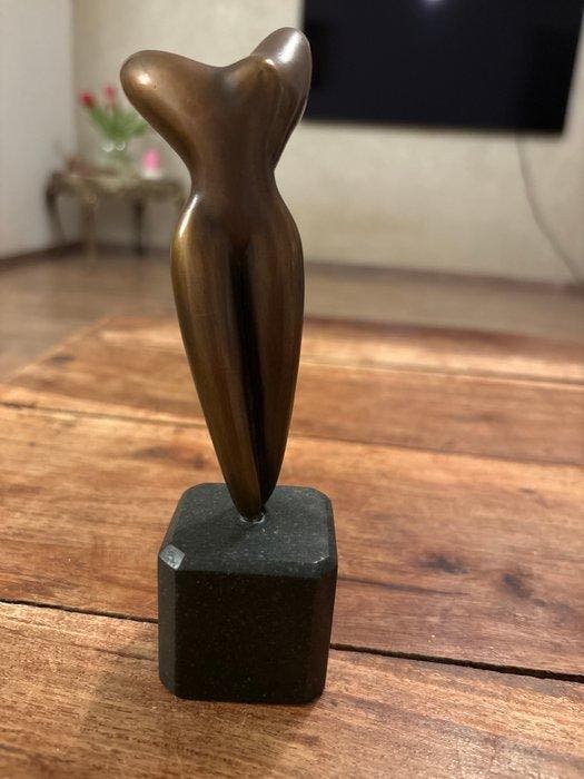 Marco Pioni, (1959) - Figuur - La Danse, limitiert - Graniet, Antiquités & Art, Art | Objets design