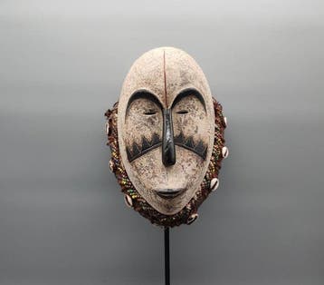 Masker - slagtand - Gabon (Zonder minimumprijs)