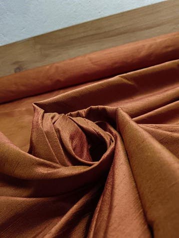 Shantung van zijde E 668 1,30 x 5,80 m - Textiel - 580 m -