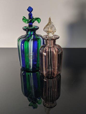 Murano - Parfumfles (2) - Een wandelstok - Muranoglas