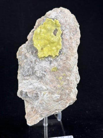Natuurlijke zwavel uit de historische Toscaanse mijn