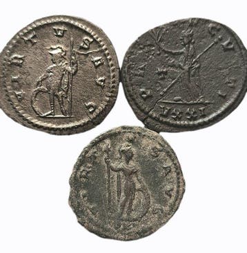 Romeinse Rijk Lot of 3 Æ Antoniniani incl.: Probus &, Postzegels en Munten