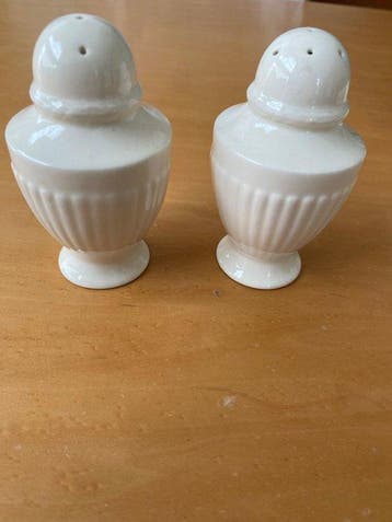 Wedgwood - Service de table (7) - Porcelaine -