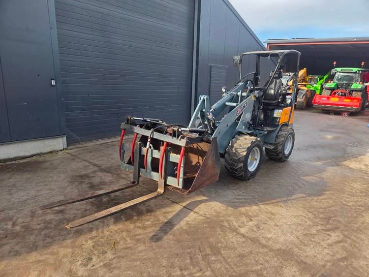 GiantD337T, Zakelijke goederen, Machines en Bouw | Kranen en Graafmachines, Wiellader of Shovel, Ophalen