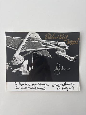 James Bond 007: Moonraker - Very Rare quadruple signed, Nieuw