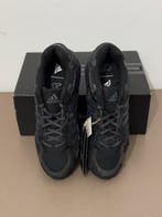 Adidas - Bad Bunny Response CL - Sneakers - Taille : EU 44.5, Nieuw