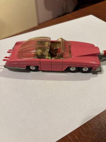Dinky Toys - Voiture miniature - Lady Penelopes FAB 1