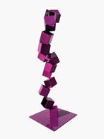 D.B - Escultura La provocación del orden No reserve