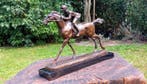 Sculpture, jockey te paard - 22 cm - marbre en bronze