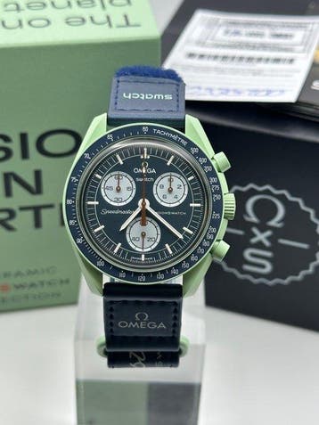 Omega x Swatch - MoonSwatch - Mission on Earth - Zonder