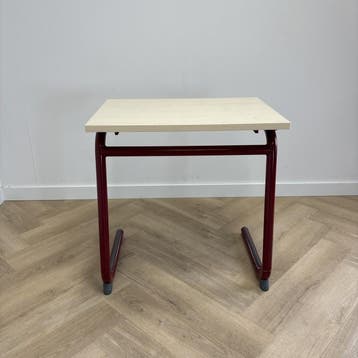Eromes schooltafel (groene stip) | nieuwblad ahorn blad, Huis en Inrichting, Tafelonderdelen, Gebruikt