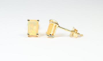 Ethiopisch opaal / Welo-opaal 2 oorstekers / nieuw- 0.8 g -, Verzamelen