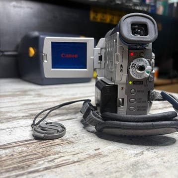Canon MV5i MC Mini DV-DV camera