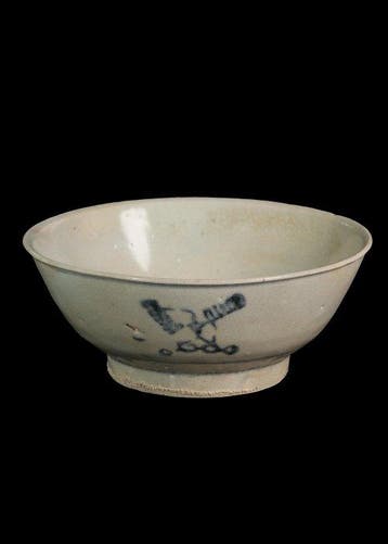 Oud-Chinees Porselein Tek Sing-bowl met rivierscène (Zonder