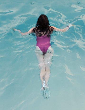 Bess Irissa - Into The Pool - Purple