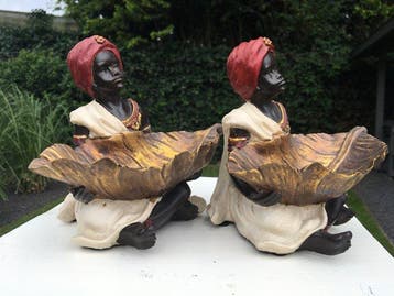 Sculpture, Soap chocolate bowls - 15 cm - Résine