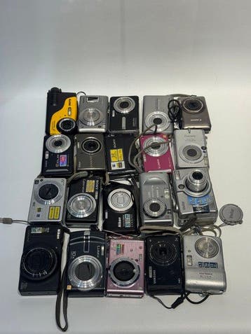 Sony, Panasonic, Nikon, Pentax, Samsung, Canon, Casio,, Nieuw