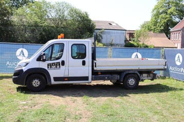 Veiling: Pick-Up Bestelwagen Peugeot Boxer Diesel 140pk 2020, Nieuw
