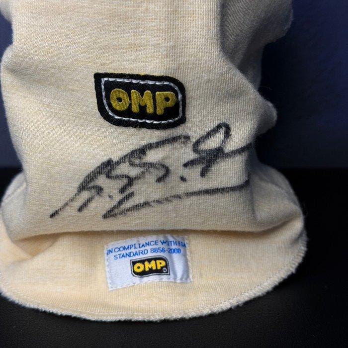 Ferrari - Formula 1 - Michael Schumacher - 2003 - Balaclava, Collections, Marques automobiles, Motos & Formules 1