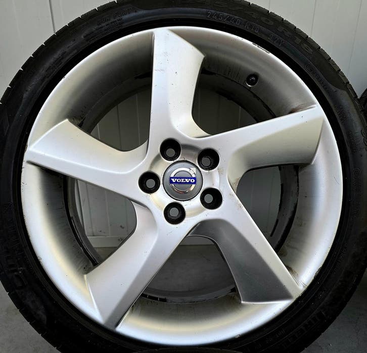 Volvo S60 S80 V60 V70 18 inch velgen zomerbanden 5x108, Auto-onderdelen, Banden en Velgen, 18 inch, Zomerbanden, 245 mm, Personenwagen