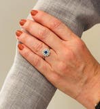 Ring - 18 karaat Witgoud - 0.80ct. tw. Saffier - Diamant