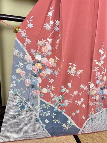 Handgeschilderd Yuzen-kimono door kunstenaar “Okuda Shusui”