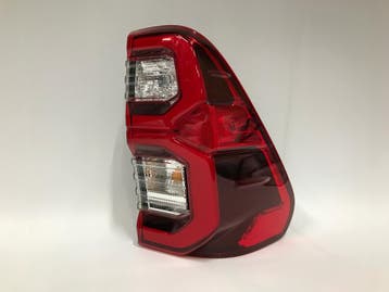 Toyota Hilux VIII Lift 2020-2024 achterlicht rechts LED, Verzenden