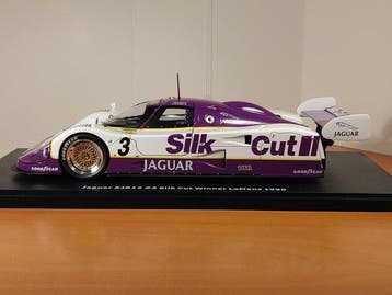CMR 1:18 - Voiture de course miniature - Jaguar XJR12 #3, Nieuw