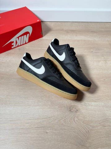 Nike - Sneakers - Maat: EU 40 - Nieuw met tags