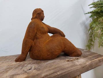 Statue, sculpture of an artful and abstract statue of a