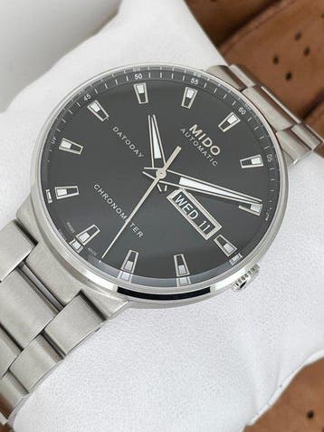 Mido - Commander II Automatic Chronometer -, Handtassen en Accessoires, Nieuw