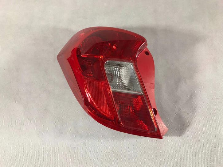 OPEL KARL 15- Achterlicht Links Gewoon Europa, Auto-onderdelen, Verlichting, Gebruikt, Verzenden