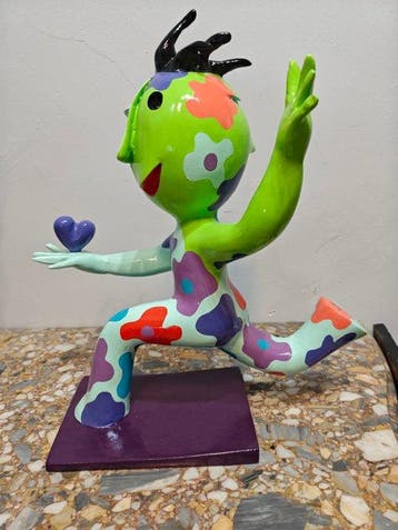 Ripollés (1932) - sculptuur, Corredor - 50 cm - Hars - 2010