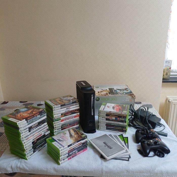 Microsoft - Xbox 360 Elite - Videogameconsole + games - In, Games en Spelcomputers, Spelcomputers | Overige Accessoires