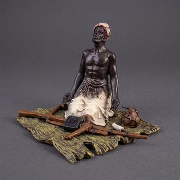 Statue, Zittende Arabische verkoper - 10 cm - Bronze