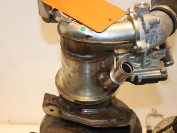 EGR koeler Volkswagen Scirocco O94015, Nieuw