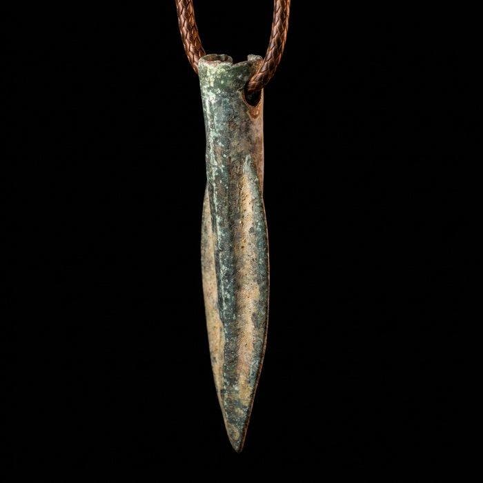 Oud-Romeins Brons Prachtige oude Romeinse bronzen pijlpunt –, Handtassen en Accessoires, Antieke sieraden
