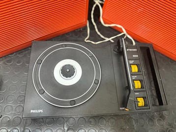 Philips - Stereo 200 Platenspeler