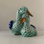 Herend - Beeldje - Fishnet duck pair - Porselein
