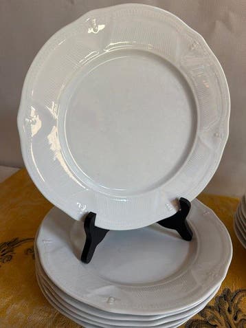 Victoria Porcelaine de Limoges -Established 1868 - Service