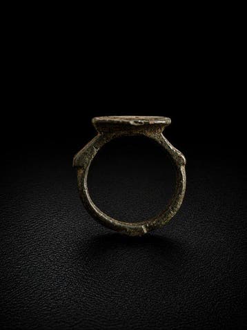 Islamitisch Brons Ring - 10e tot 13e eeuw na Christus