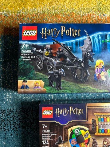 Lego Set - Harry Potter - Hogwarts Carriage and Thestrals;