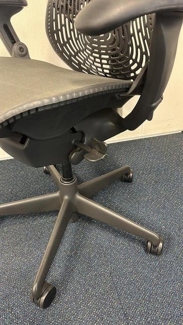 Herman Miller Mirra Bureaustoel - Full Option - Refurbished!, Verzenden, Bureaustoel